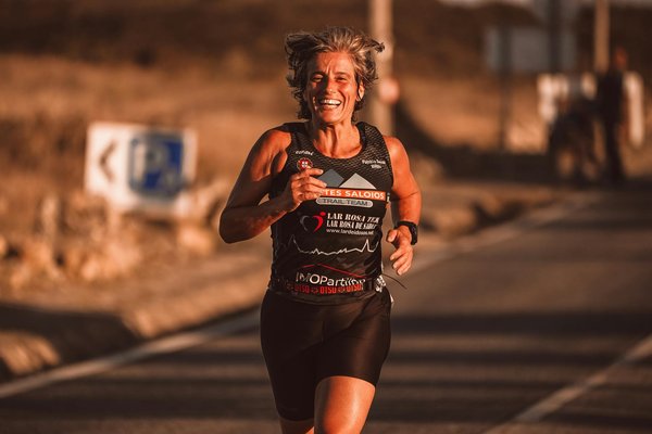 Hoe kan ik het beste omgaan met kritiek van coaches en teamgenoten?